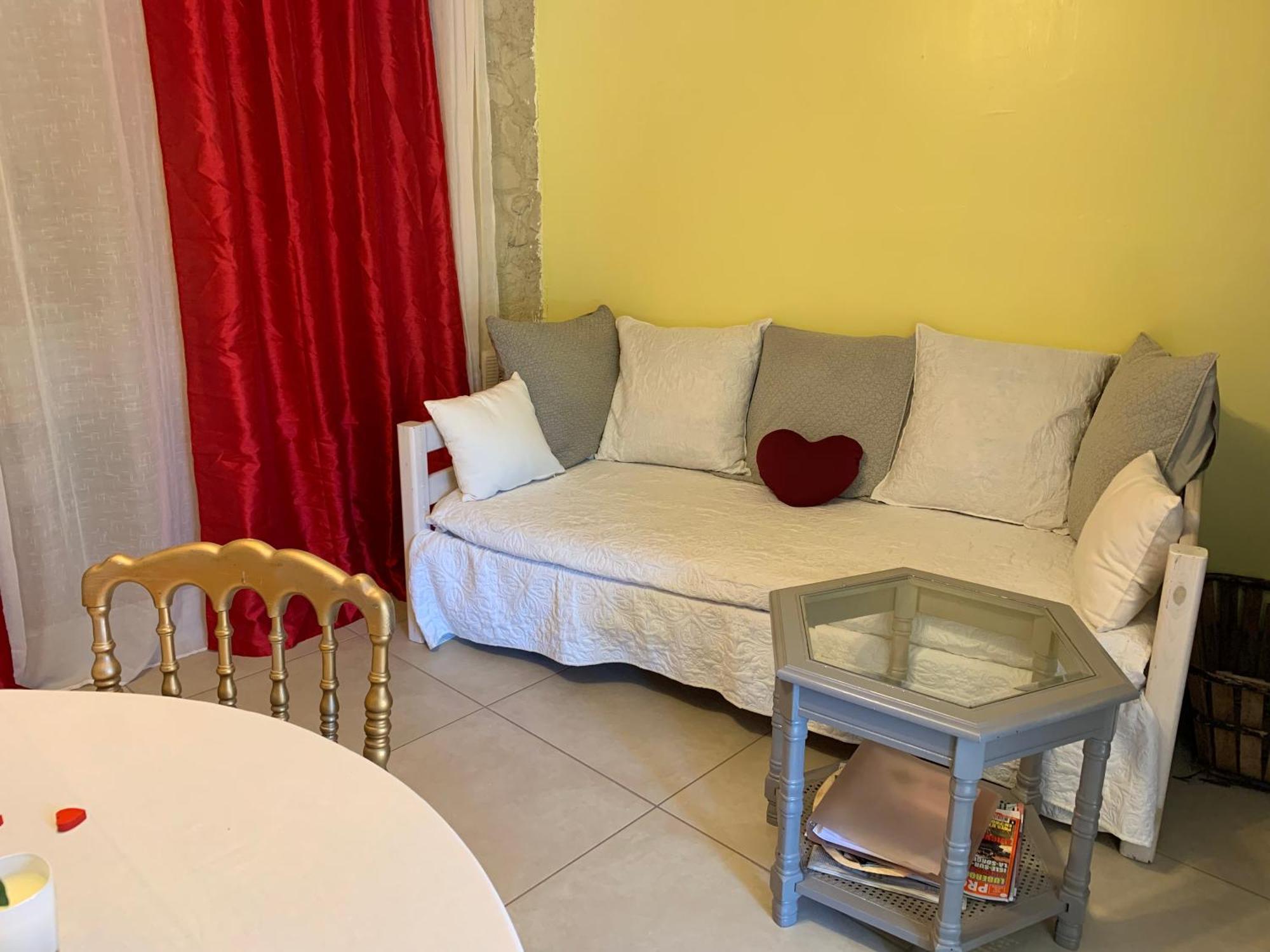 Dependance Privee - Halte Route Apartamento Le Thor Exterior foto